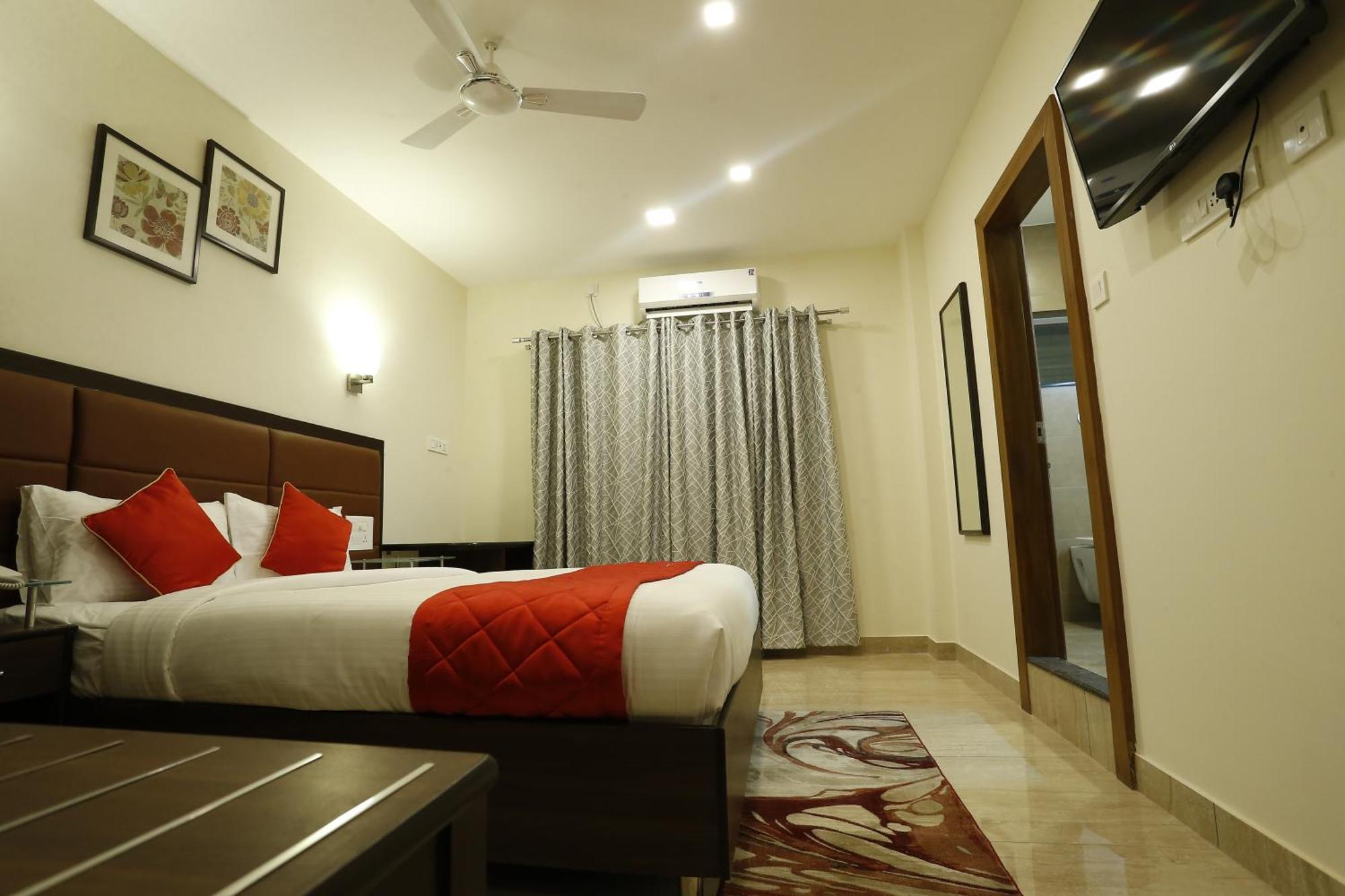 D Breeze Suites Devanahalli Bagian luar foto