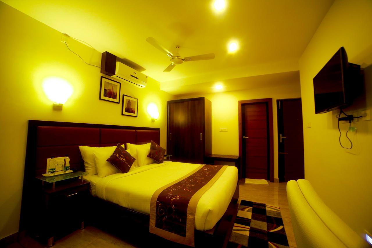D Breeze Suites Devanahalli Ruang foto