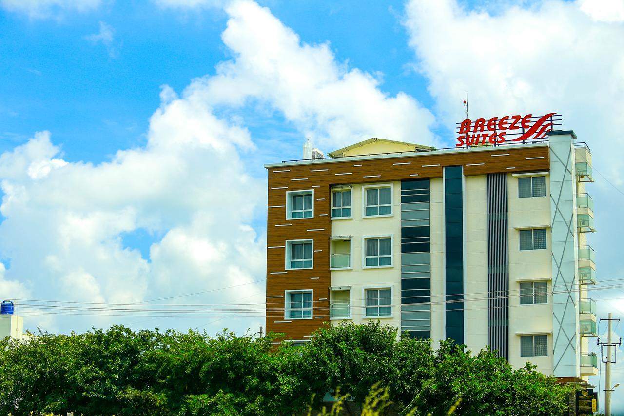 D Breeze Suites Devanahalli Bagian luar foto