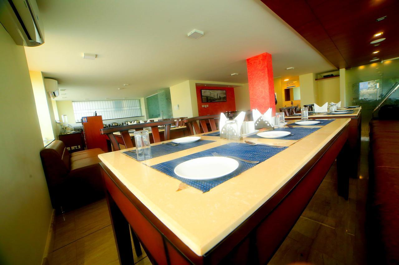 D Breeze Suites Devanahalli Ruang foto